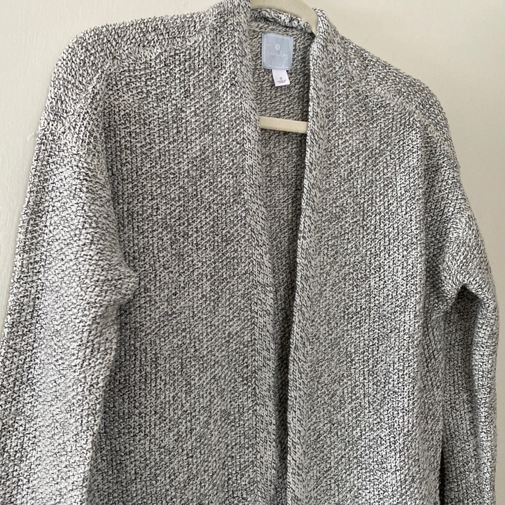Cozy Sweater cardigan black and white